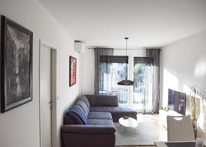 Cosy New 3min To Vic/uno-city And Danube Апартаменти *