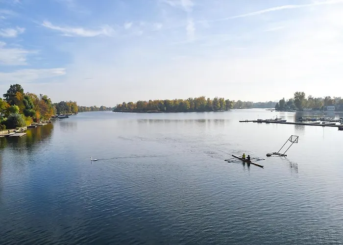 Cosy New 3min To Vic/uno-city And Danube Апартаменти *